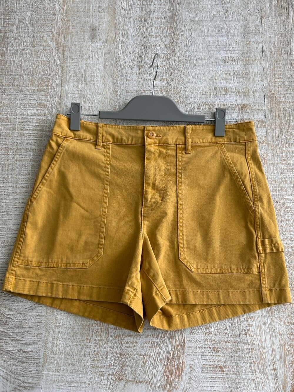 J.Crew Foundry Chino Carpenter Shorts Women’s 8 Mustard Yellow Gold Utility 4"